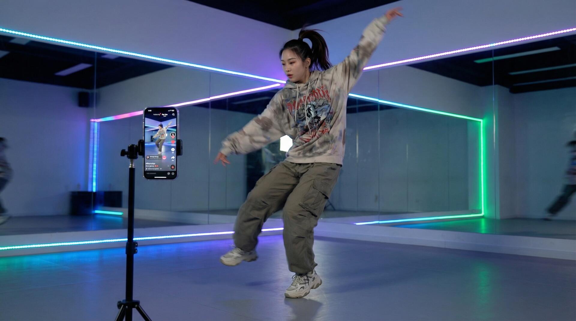 海角网舞蹈视频